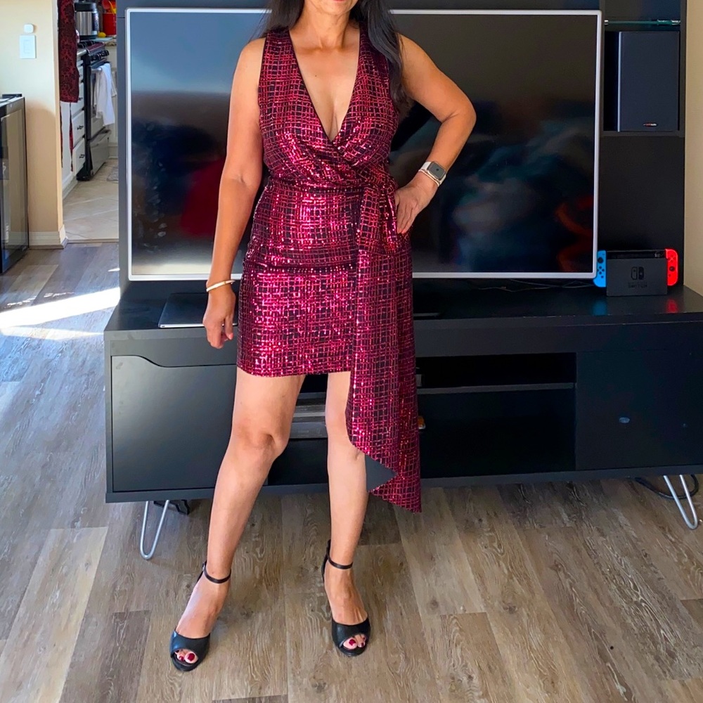 One33 Social sequins dress Size 2